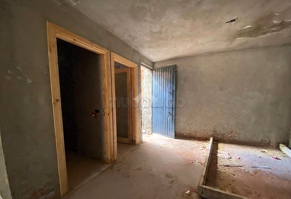Unfinished villa for sale