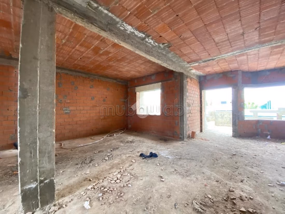 Unfinished villa for sale