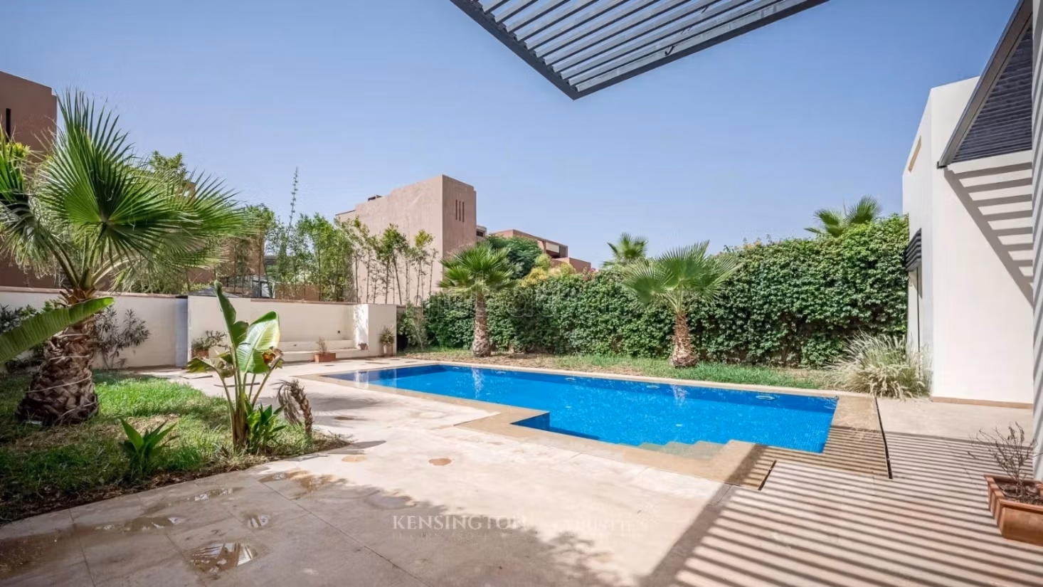 Gran oportunidad - villa excepcional en venta en el resort de golf Al Maaden