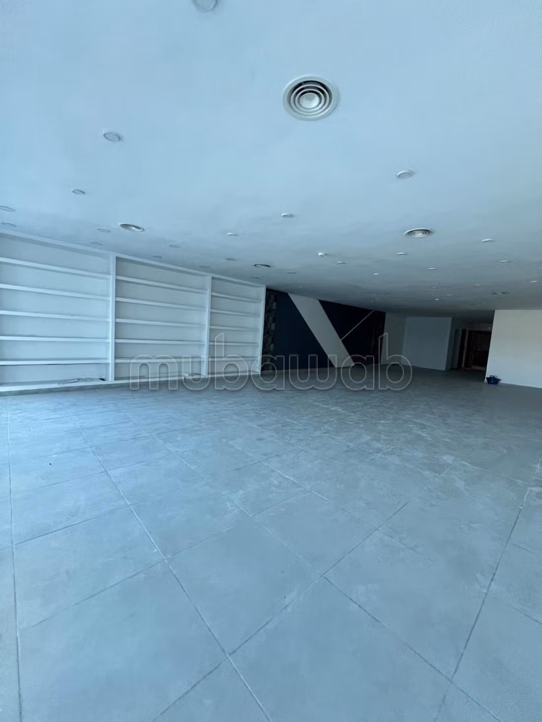 Location plateau bureau business center mozart