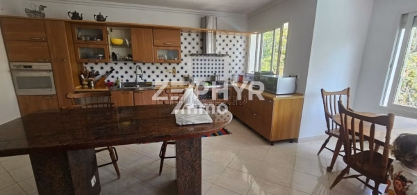 A louer duplex S3 meublé à Gammarth