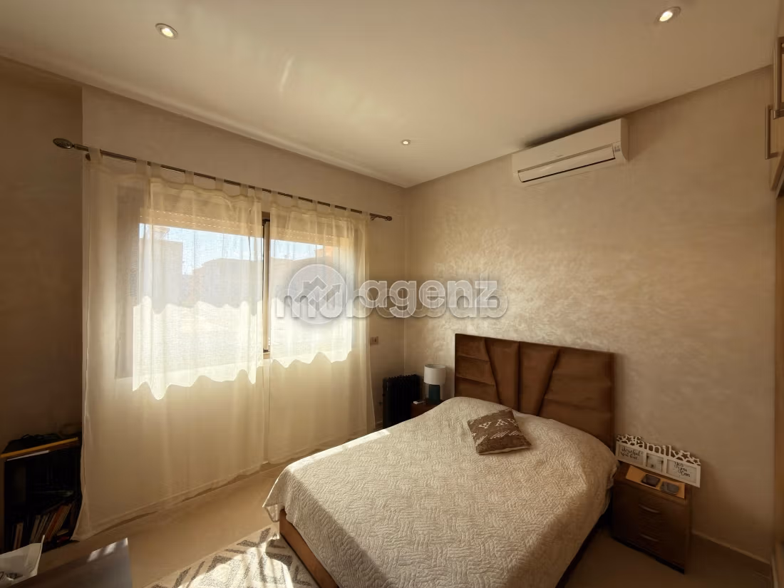 Villa à vendre 300 m², 4 chambres Azzouzia Marrakech