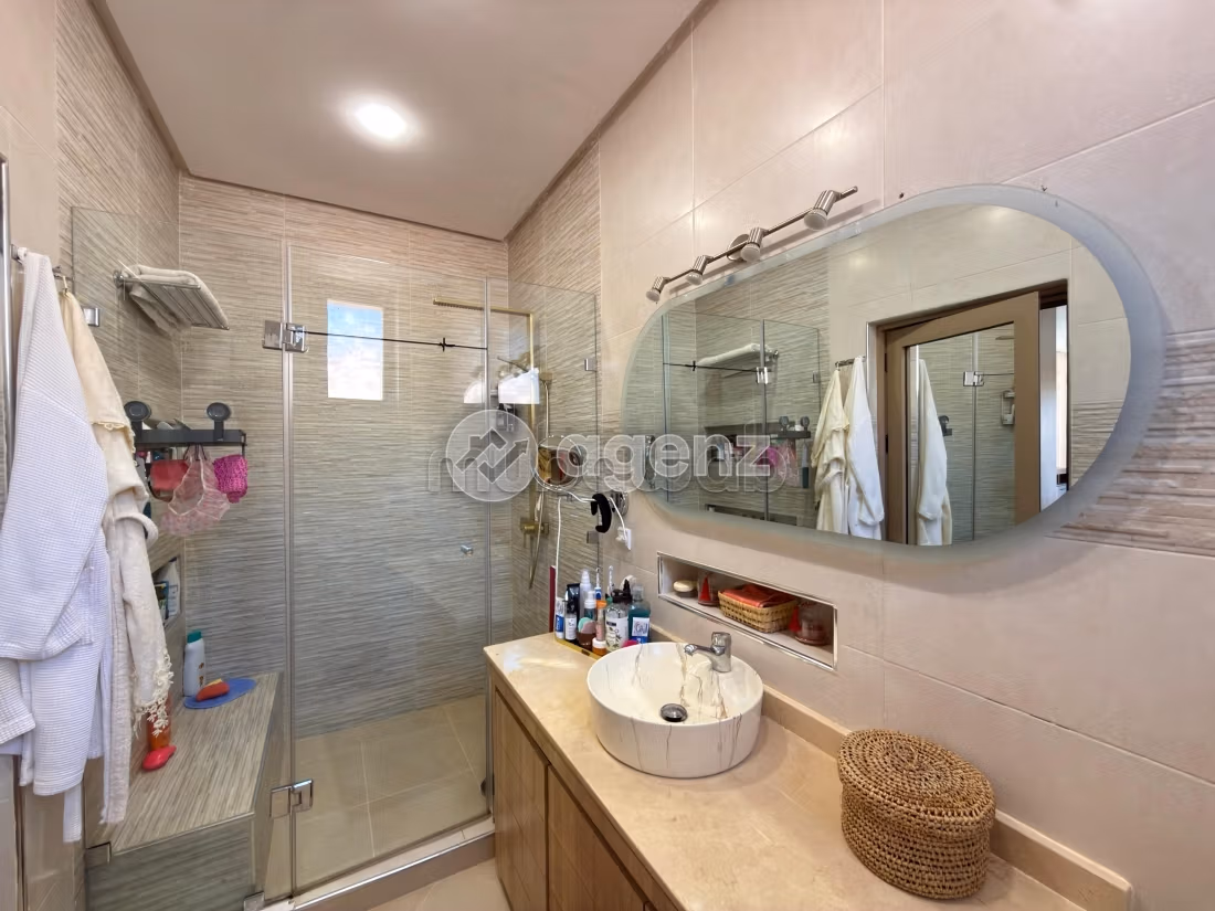 Villa à vendre 300 m², 4 chambres Azzouzia Marrakech