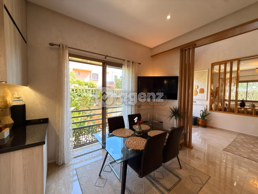 Villa à vendre 300 m², 4 chambres Azzouzia Marrakech