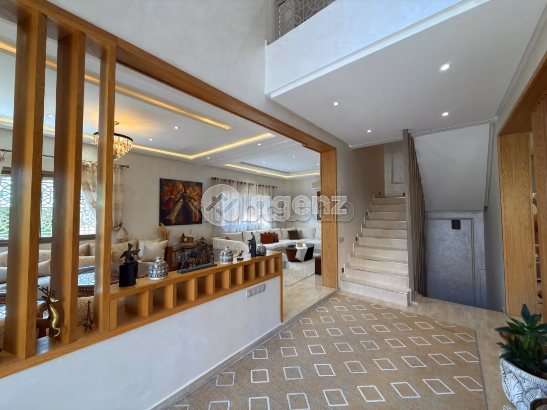 Villa à vendre 300 m², 4 chambres Azzouzia Marrakech