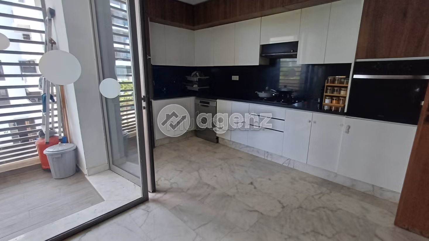 Appartement à vendre 141 m², 3 chambres Casablanca Finance City Casablanca — 4