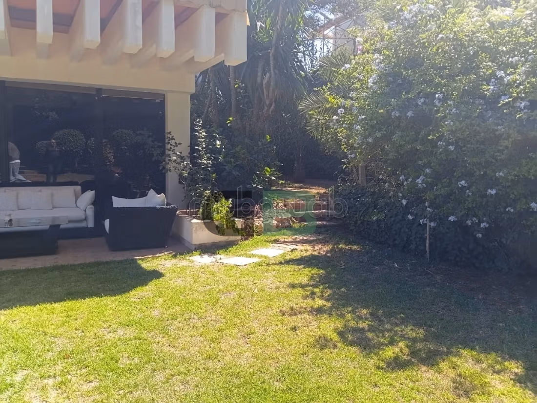 Villa 1540m² da ristrutturare 5 saloni, piscina, Anfa