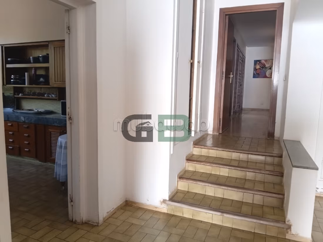 Villa 1540m² da ristrutturare 5 saloni, piscina, Anfa