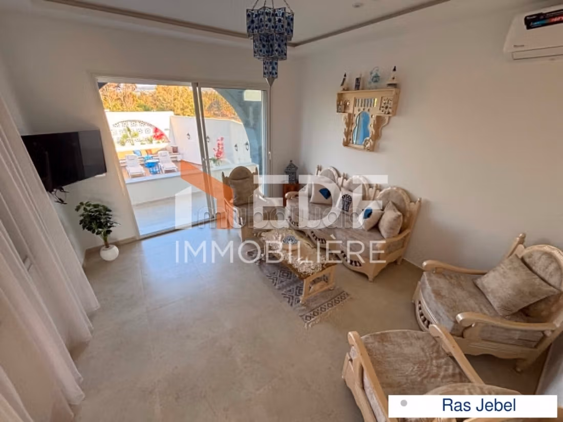 For Rent Charming villa with pool in Ras Jebel