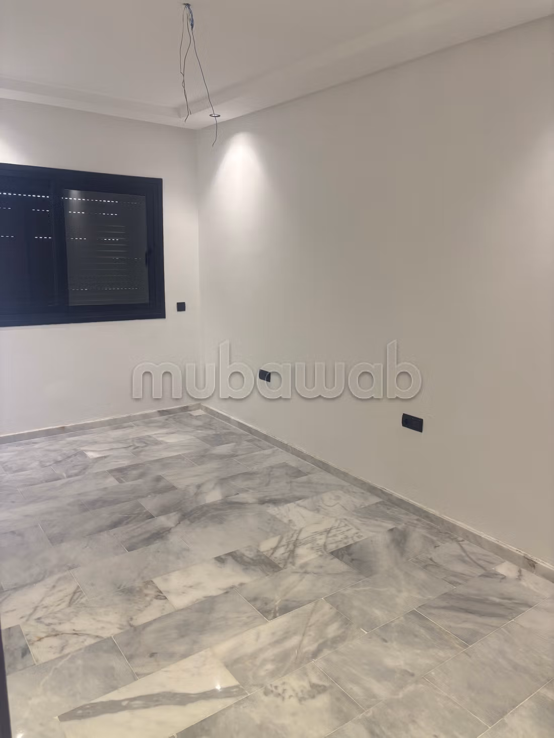 Venta de un bonito apartamento en Franceville. Superficie total de 72 m². Con ascensor y terraza