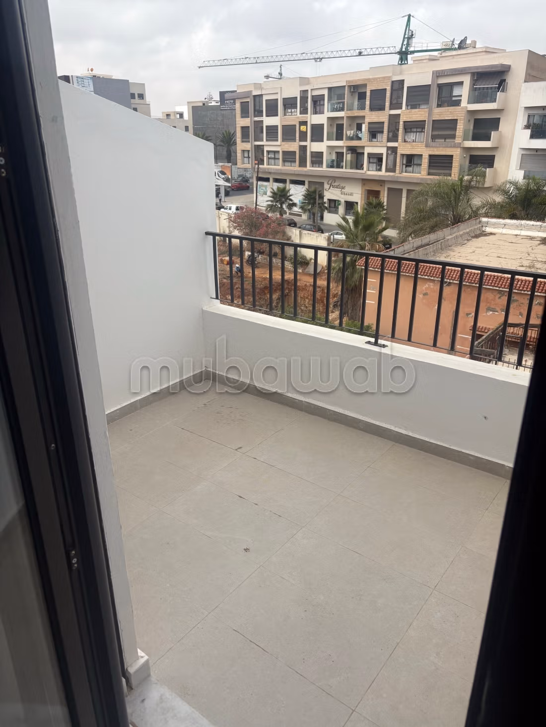 Venta de un bonito apartamento en Franceville. Superficie total de 72 m². Con ascensor y terraza