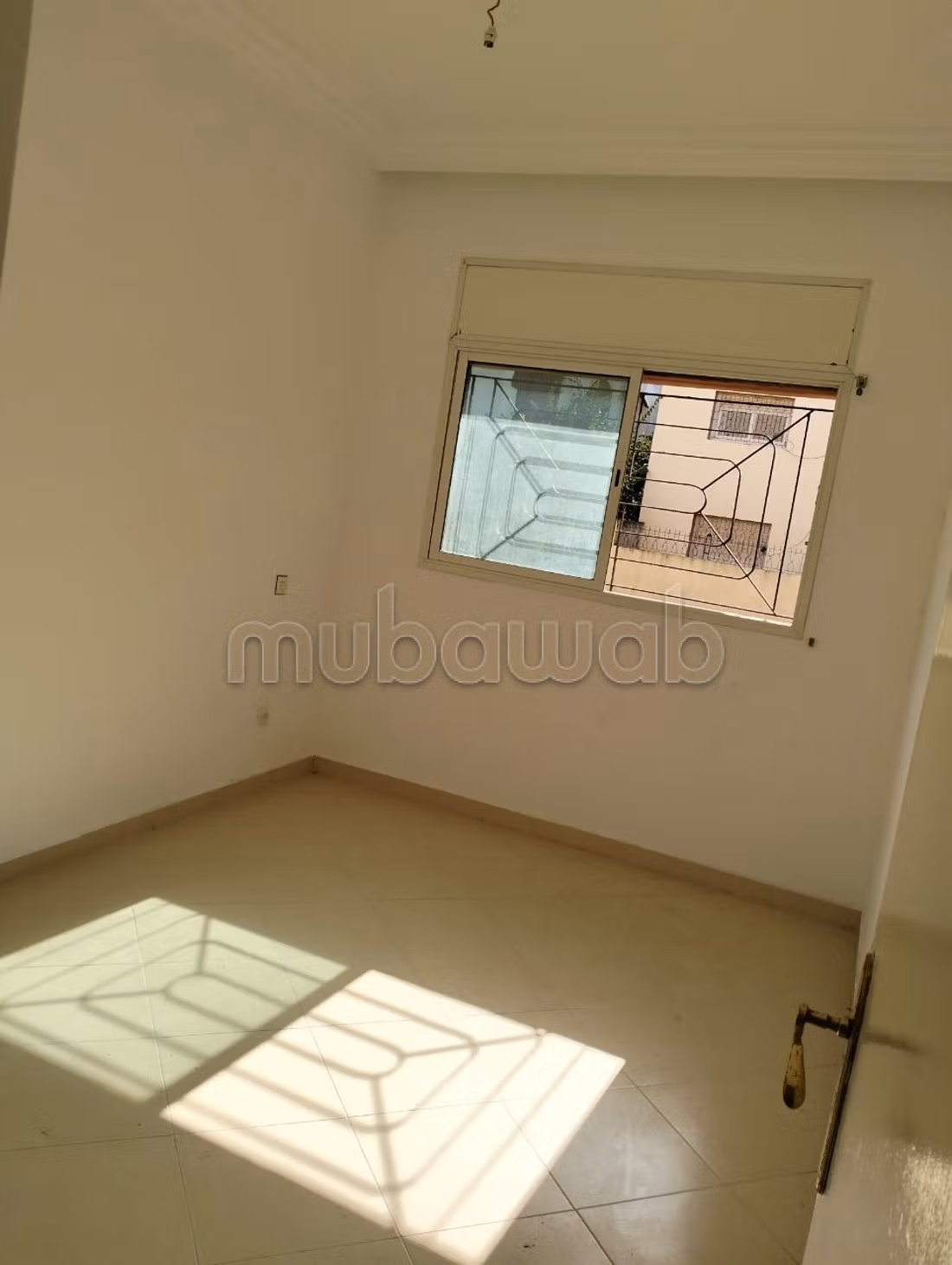Vente d'un bel appartement à Massira 2.
Surface totale 92 m² — 6