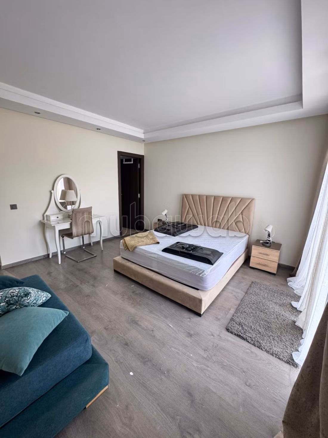 Location appartement meublé sans vis à vis à 3 Chambres Quartier Ferme bretonne — 6