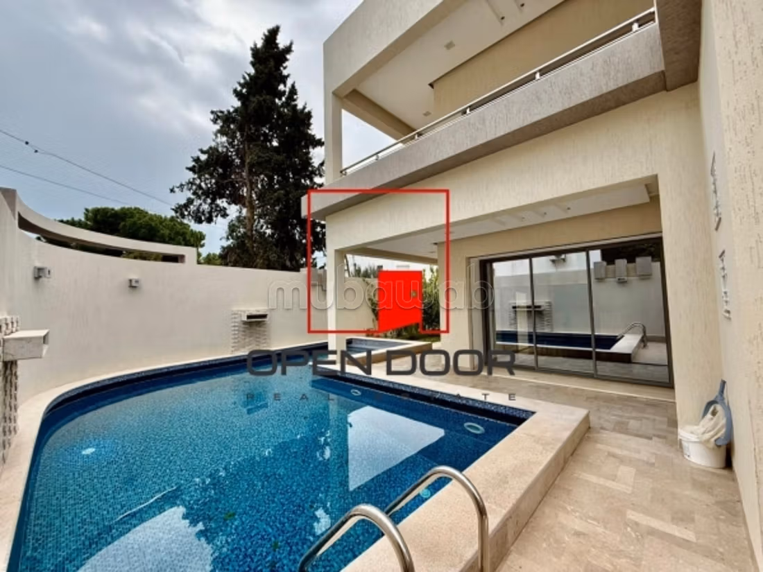 Villa di lusso S5 arredata con piscina a La Marsa