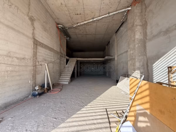 Bonito local a la venta en Guéliz. Superficie 206 m²