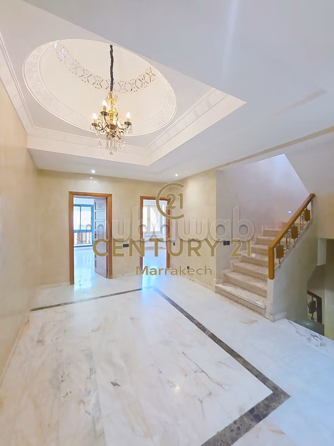 Villa with traditional charm, pool, and hammam
