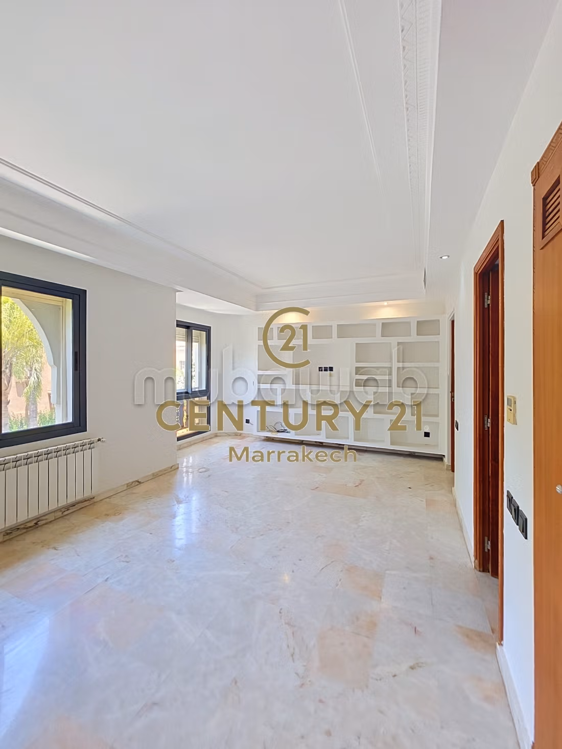 Villa with traditional charm, pool, and hammam