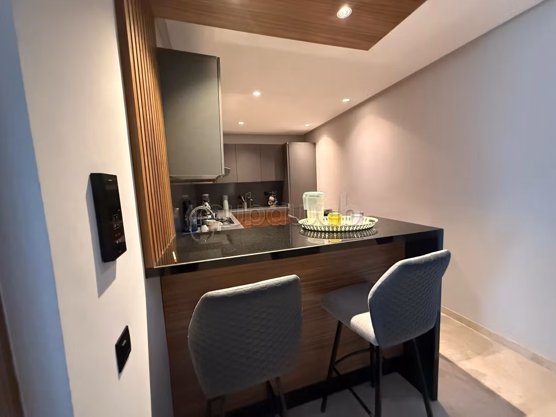 Très bel appartement 3 chambres meublé cfc — 6