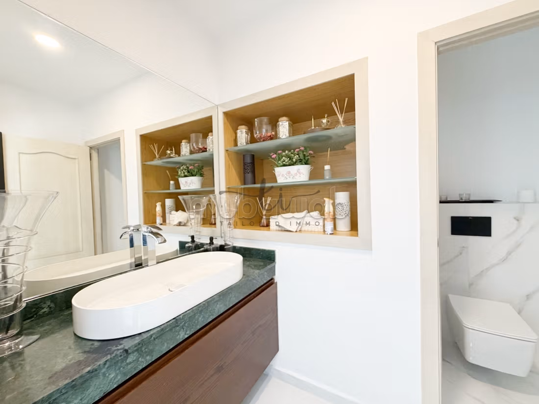 Villa amueblada de 3 dormitorios con piscina en California