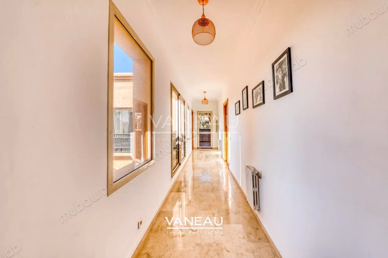 Sompteuse villa nichée au coeur de la Palmeraie