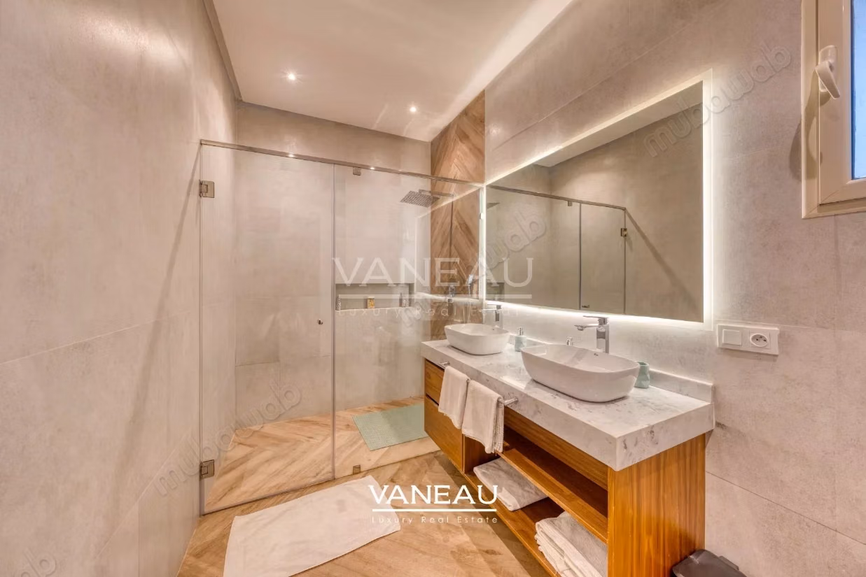Sompteuse villa nichée au coeur de la Palmeraie