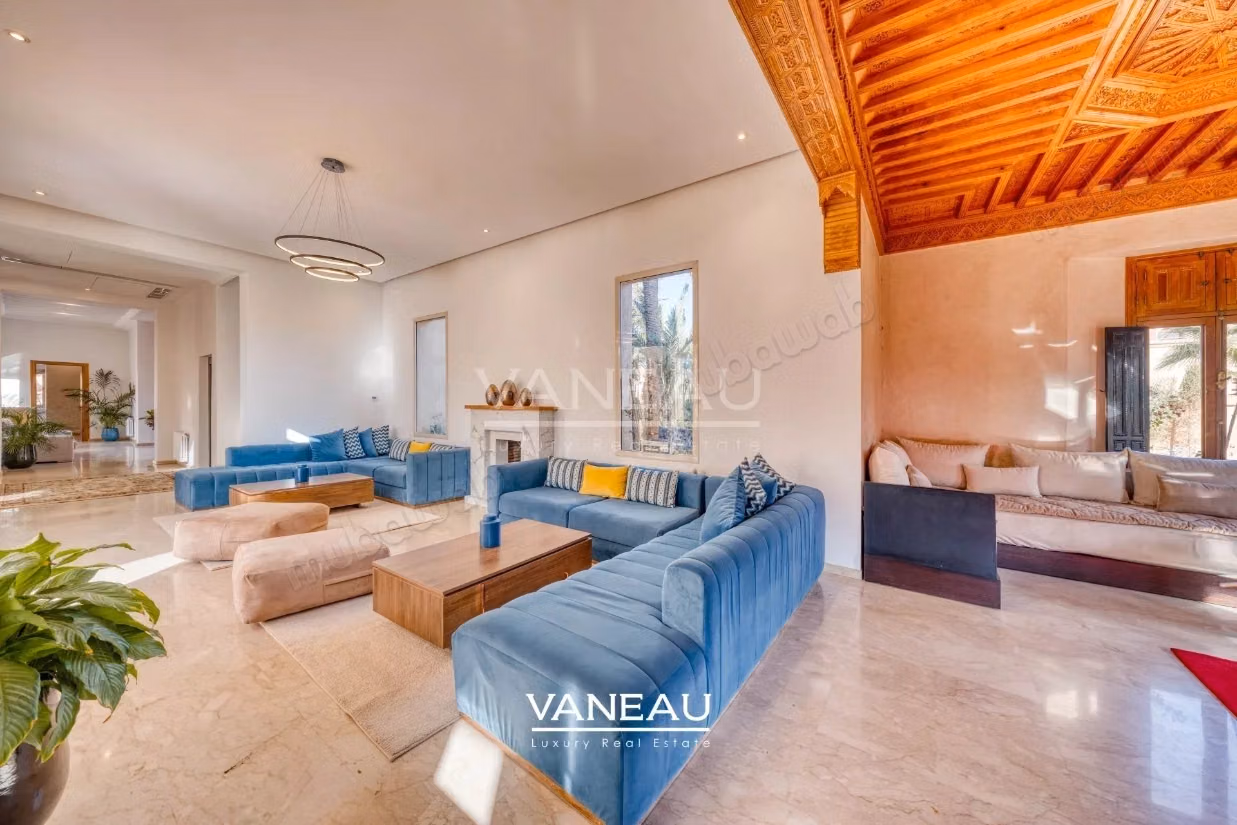 Sompteuse villa nichée au coeur de la Palmeraie