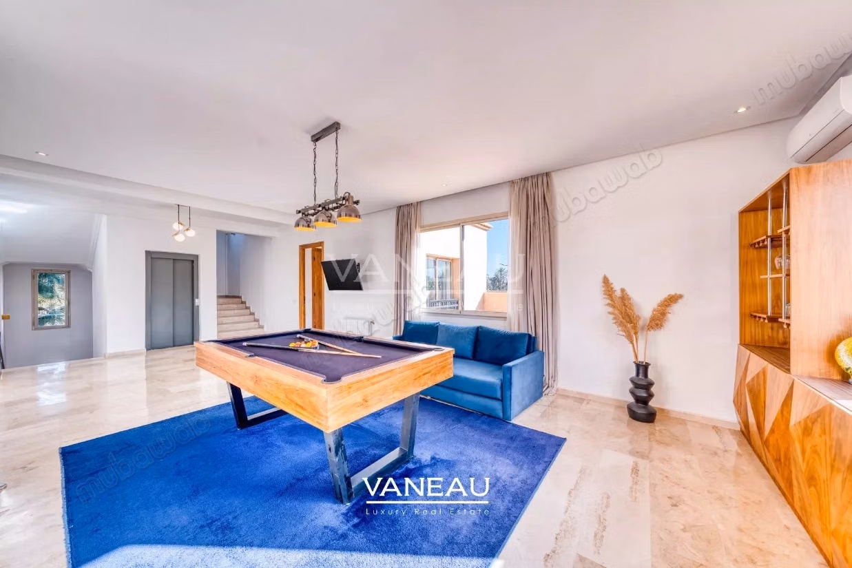 Sompteuse villa nichée au coeur de la Palmeraie
