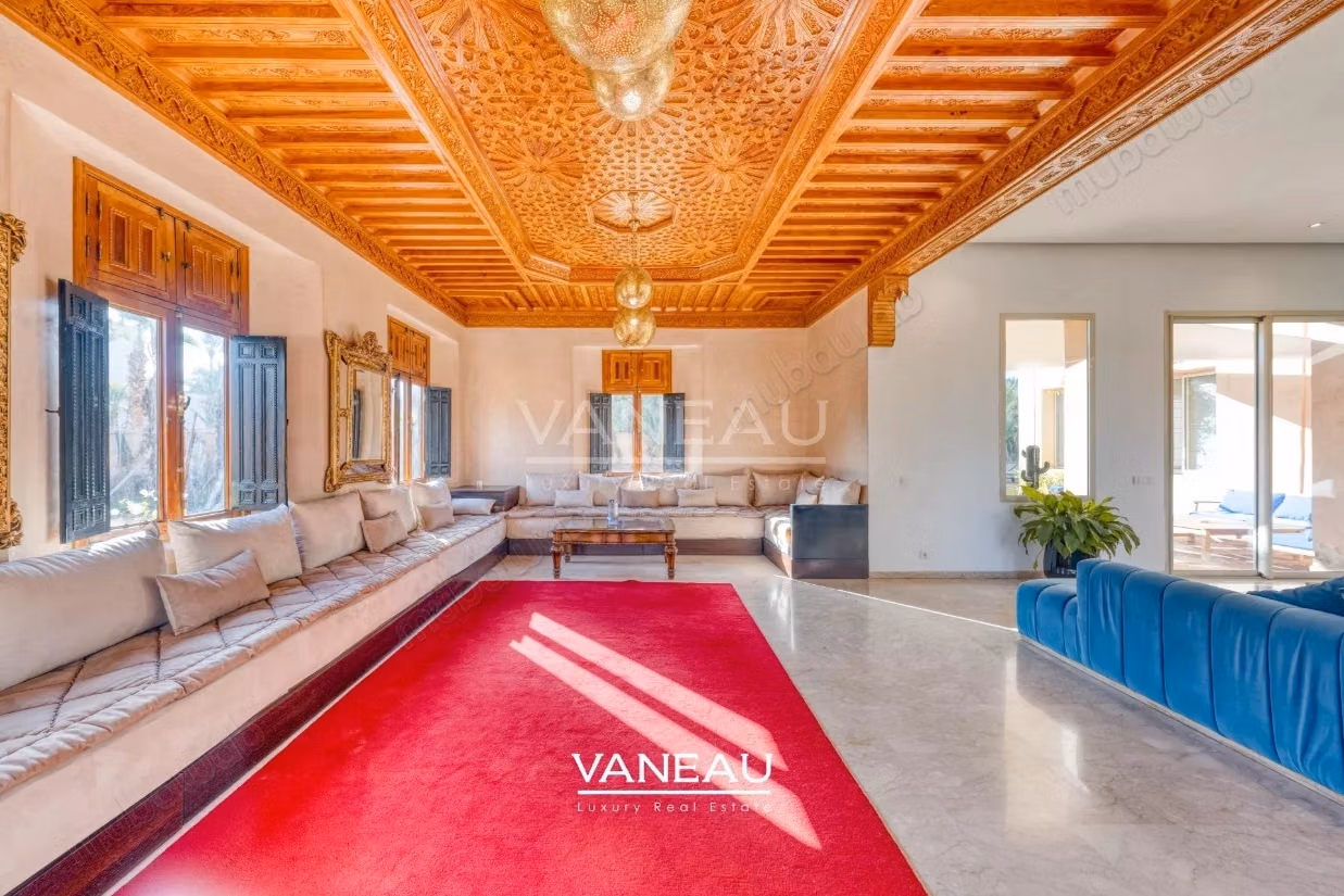 Sompteuse villa nichée au coeur de la Palmeraie