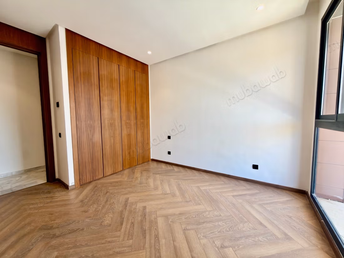 Appartement deux chambres non meublé a louer 
CFC