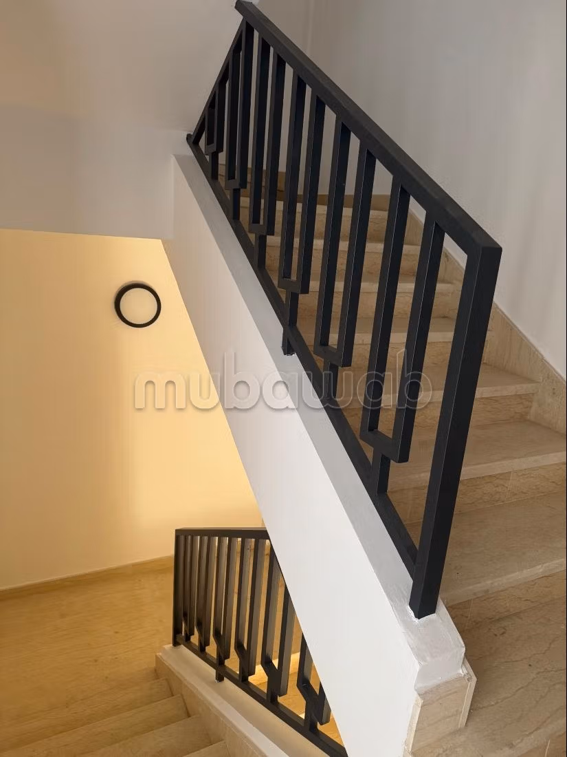 Nuova Casa R2 di 100m² con Cantina e Garage