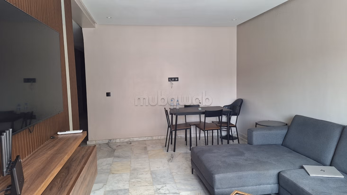 Appartamento in affitto a Oulfa. Superficie 109 m². Ascensore e posti auto