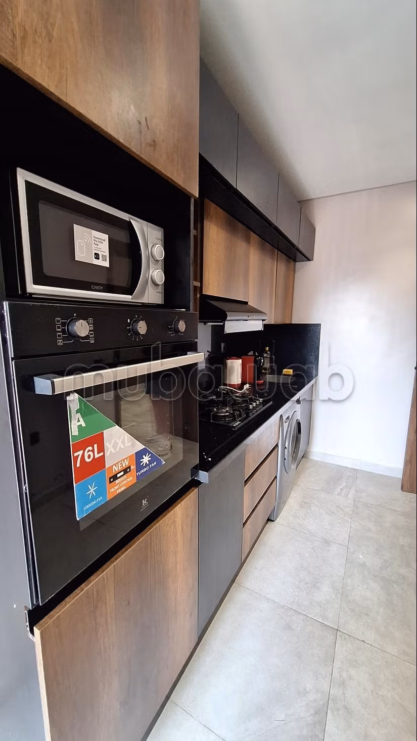 Appartamento in affitto a Oulfa. Superficie 109 m². Ascensore e posti auto