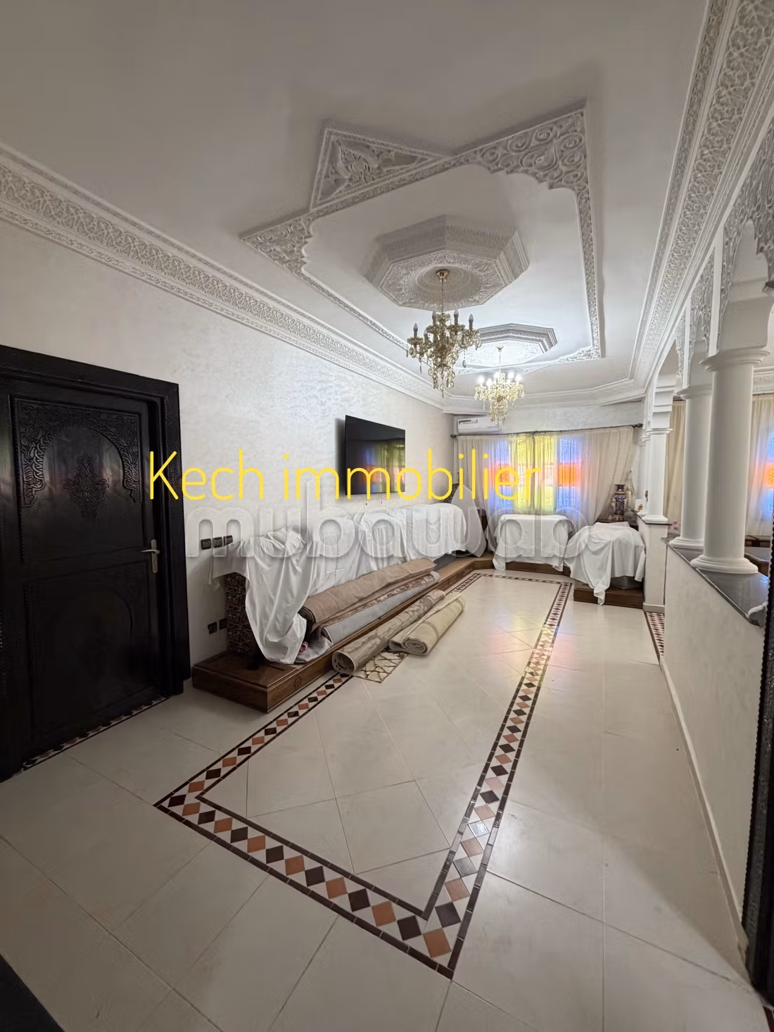 Casa modelo con 3 niveles en venta