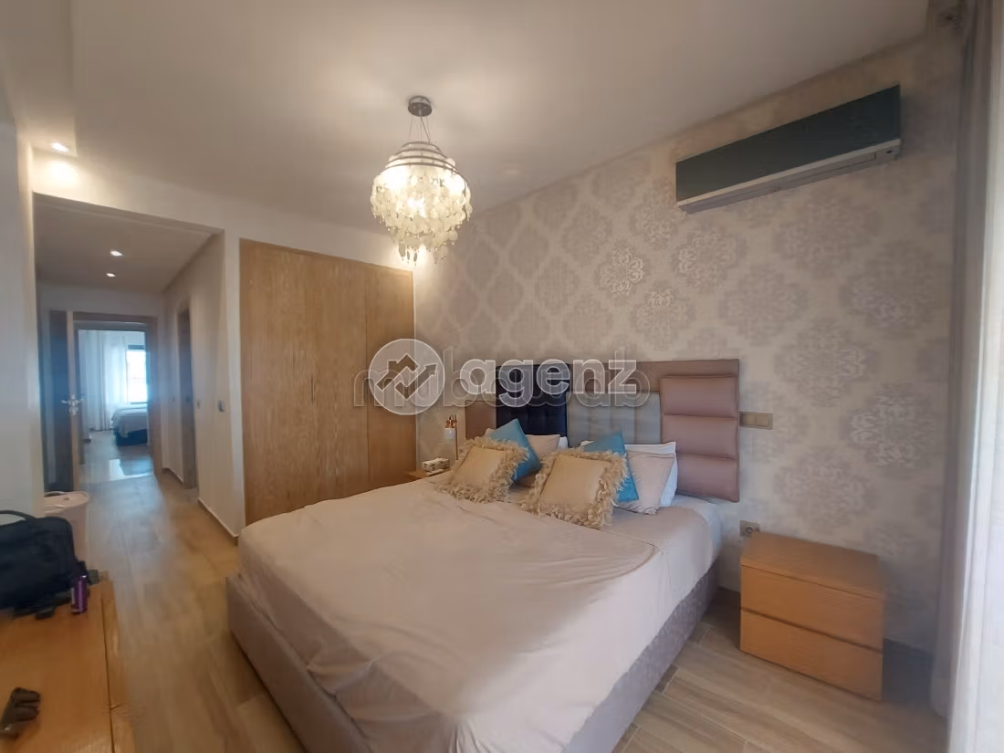 Appartement 130 m² à Les Hôpitaux — 12