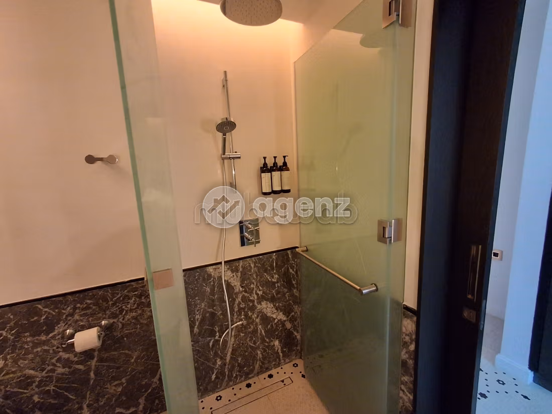 Appartement à vendre 111 m², 2 chambres Marina Ouest Salé