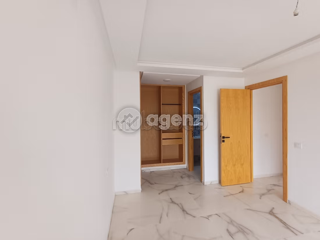 Apartamento en venta 103 m², 3 habitaciones Victoria Bouskoura