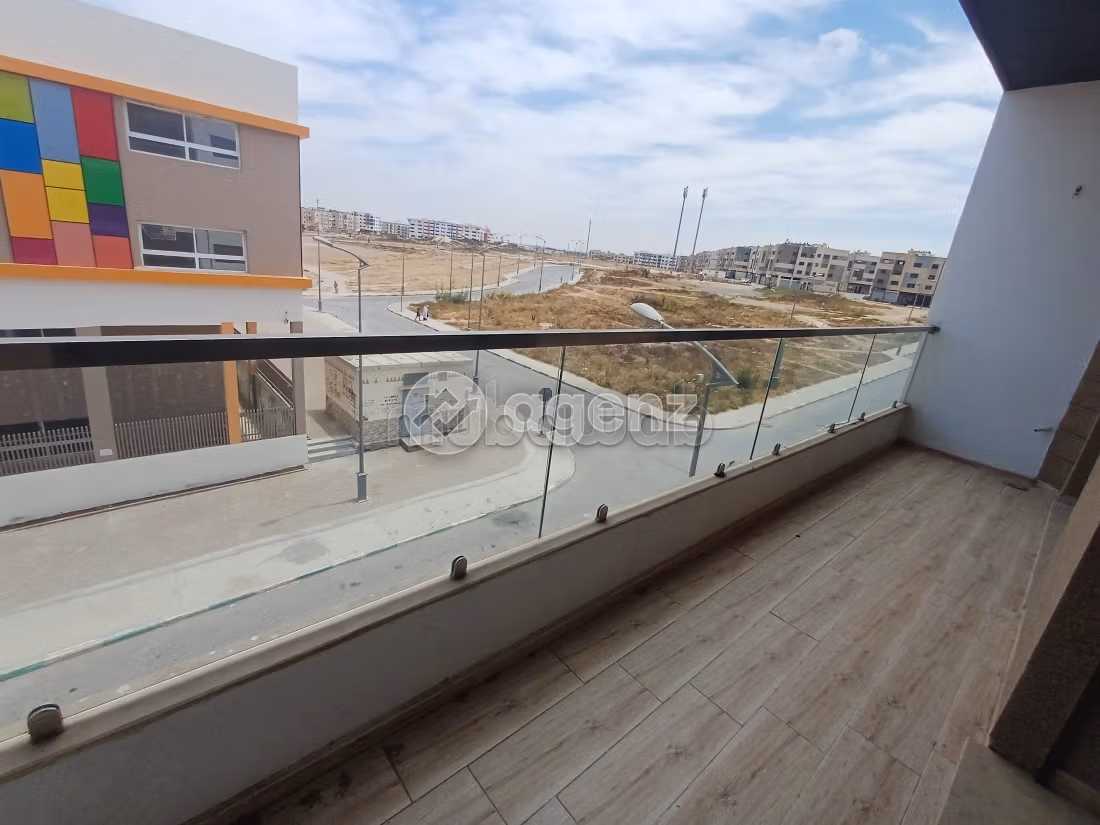 Apartamento en venta 103 m², 3 habitaciones Victoria Bouskoura