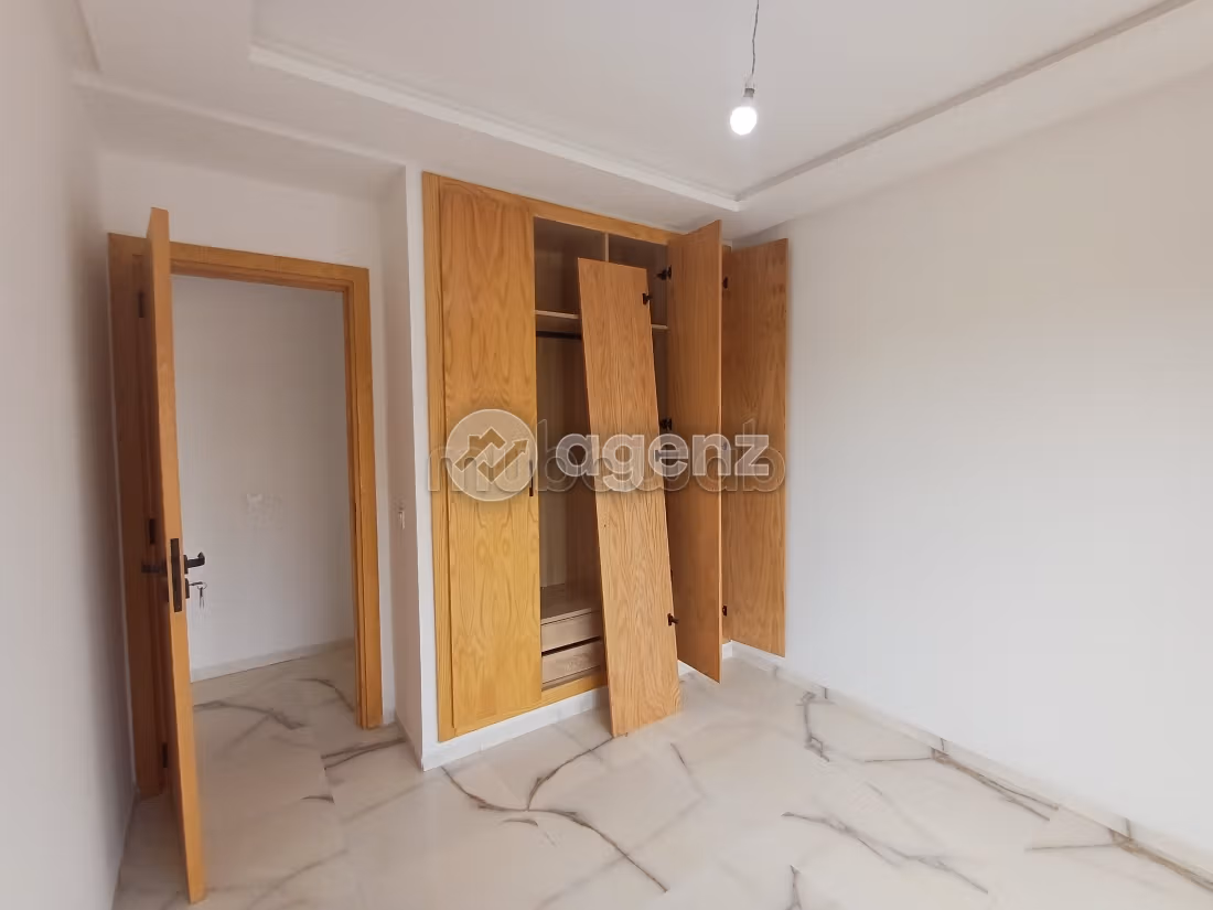 Apartamento en venta 103 m², 3 habitaciones Victoria Bouskoura