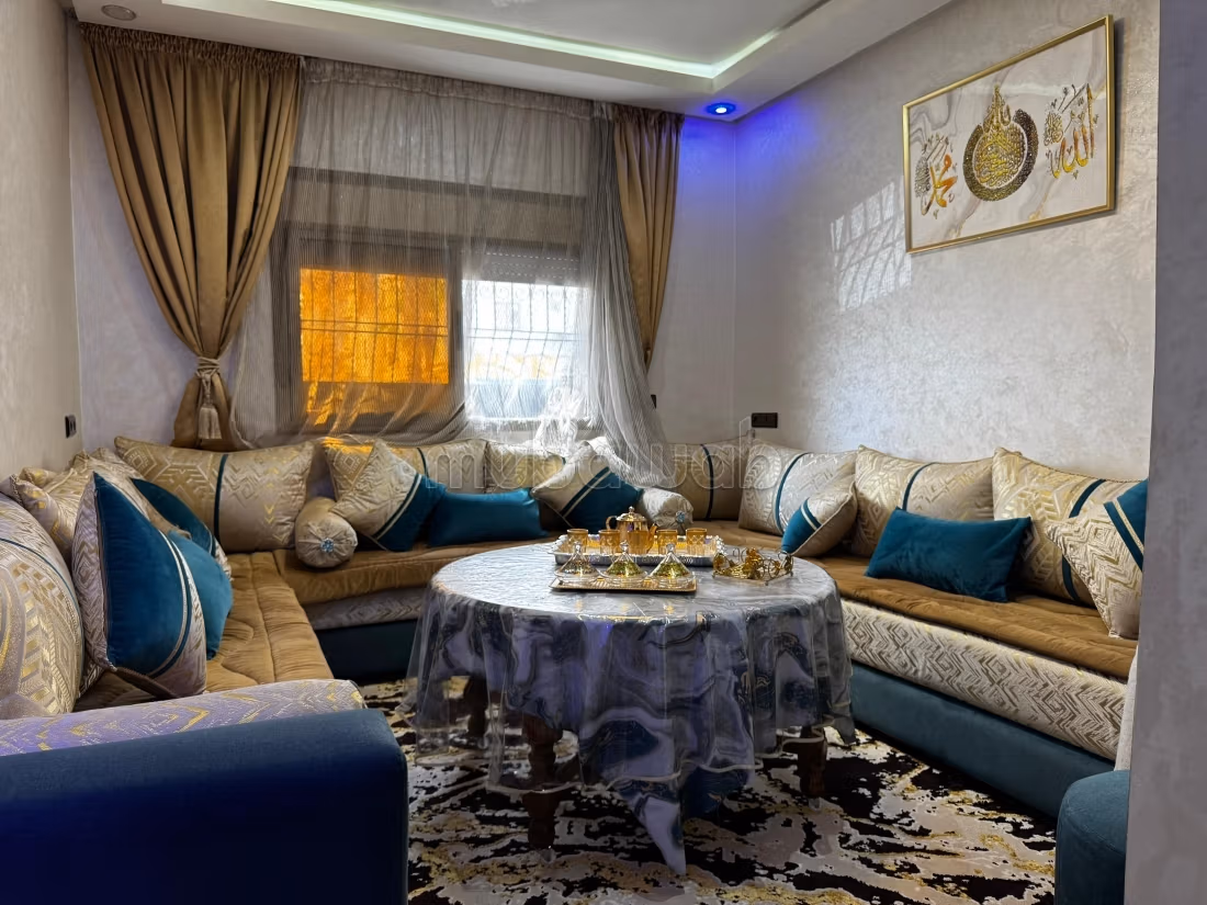 Appartement à louer à Hay salam. Dimension 80 m². Bien meublé — 2