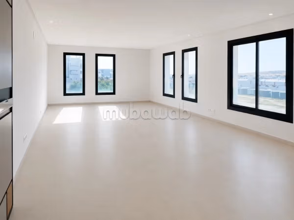 Bureaux professionnels vides modulables à vendre dans la Zone Franche de Tanger TFZ, De 50 m² à 114 m²