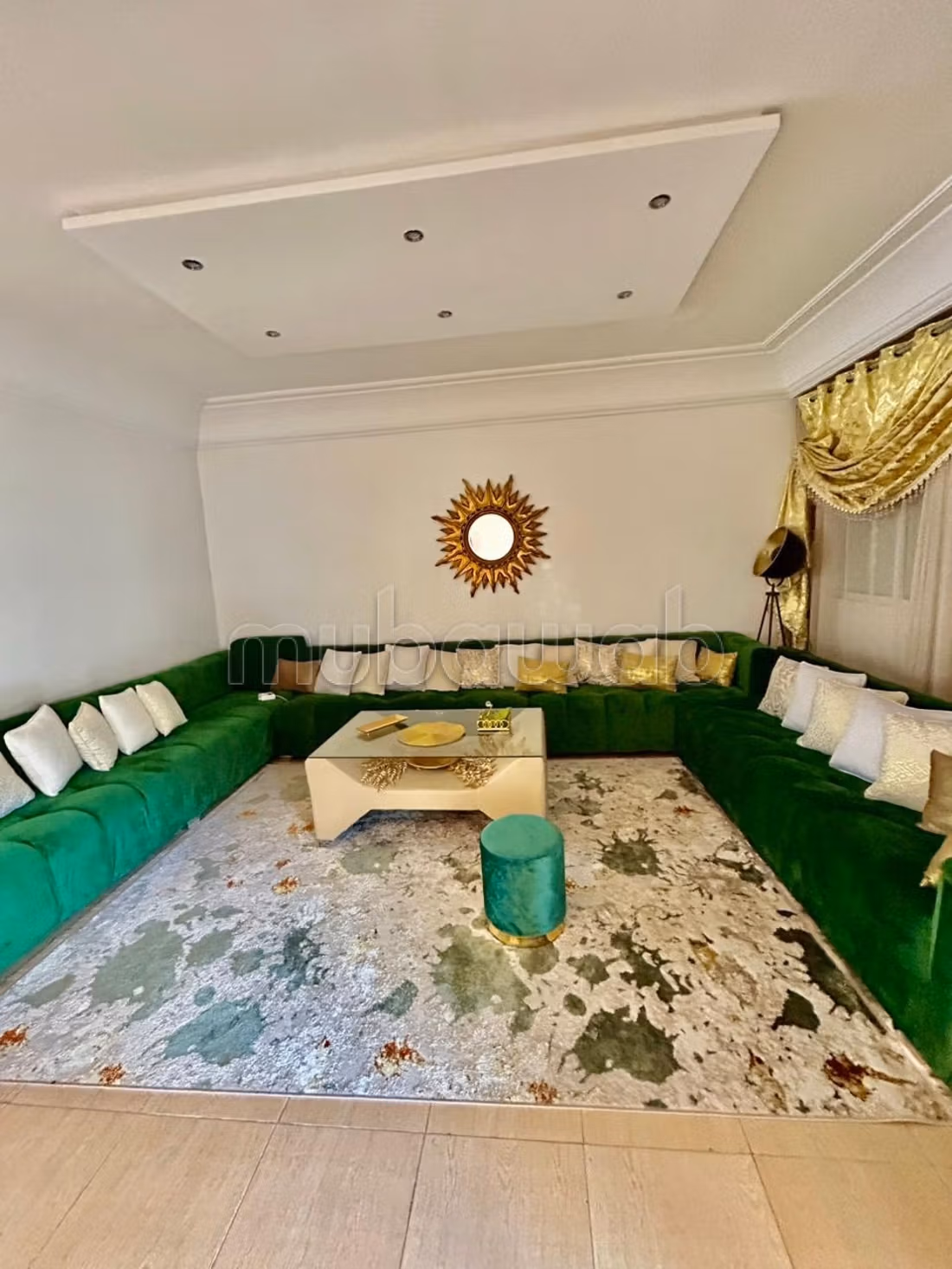 Louez cet appartement à avenue mimousas pres de moulay ismail. 3 chambres. Meublé