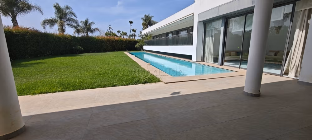 Villa d’exception à vendre – Souissi – Rabat
