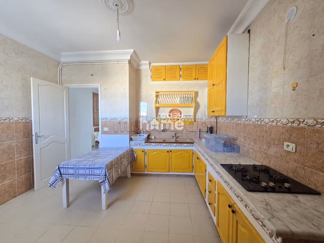 Appartamento arredato di 120m²