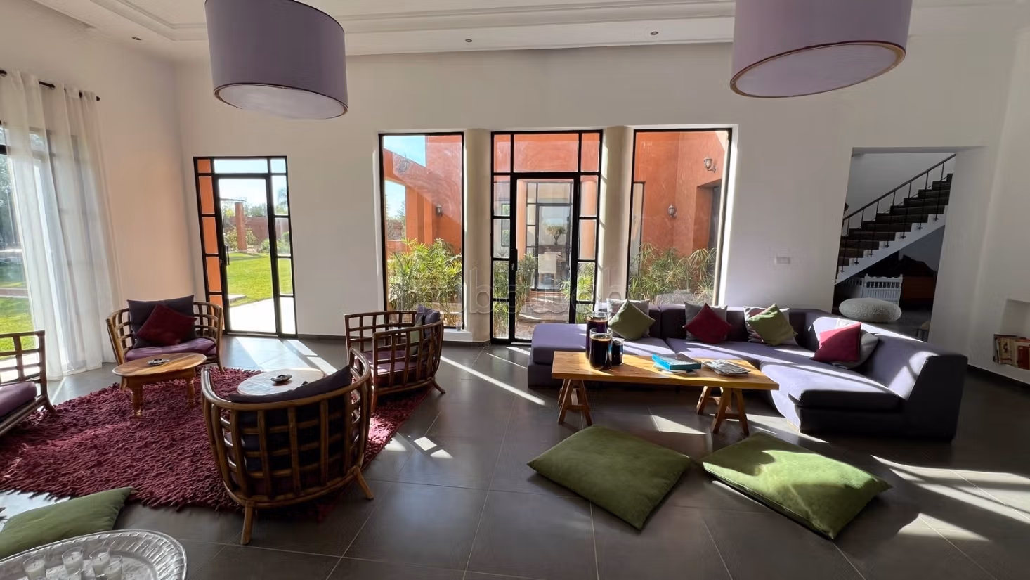 Luxury villa on a 1.1 hectare plot