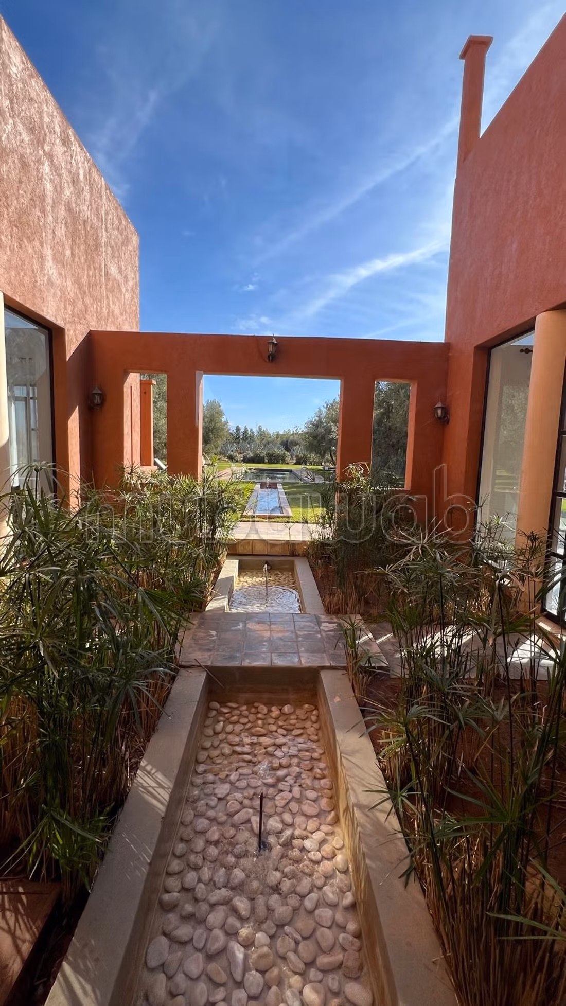 Luxury villa on a 1.1 hectare plot