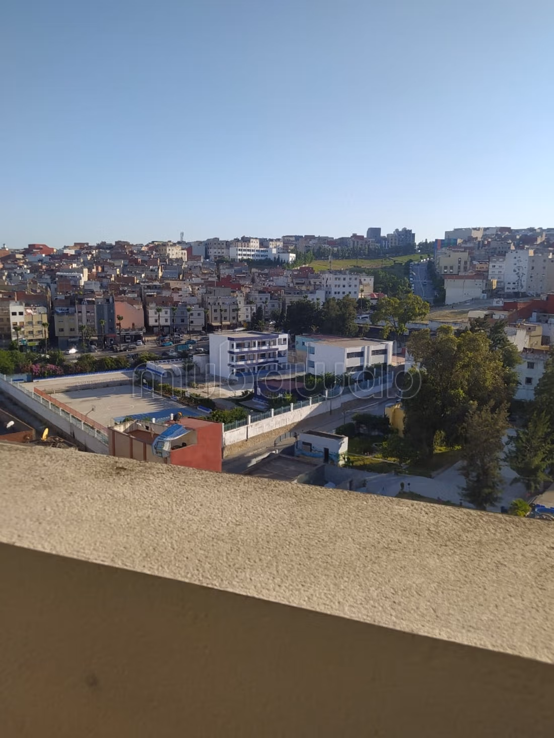 Very nice sunny apartment all the time with a view of street 2, registered facade