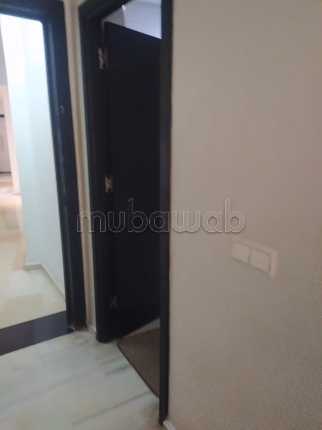 Very nice sunny apartment all the time with a view of street 2, registered facade