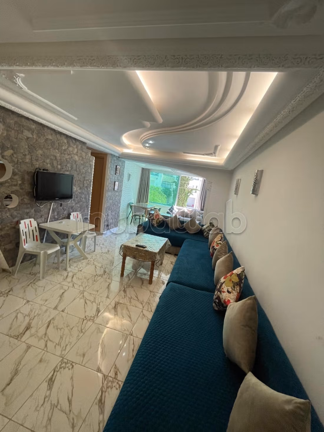 Bell'appartamento in affitto ad Asilah. Superficie totale di 60 m². Arredato