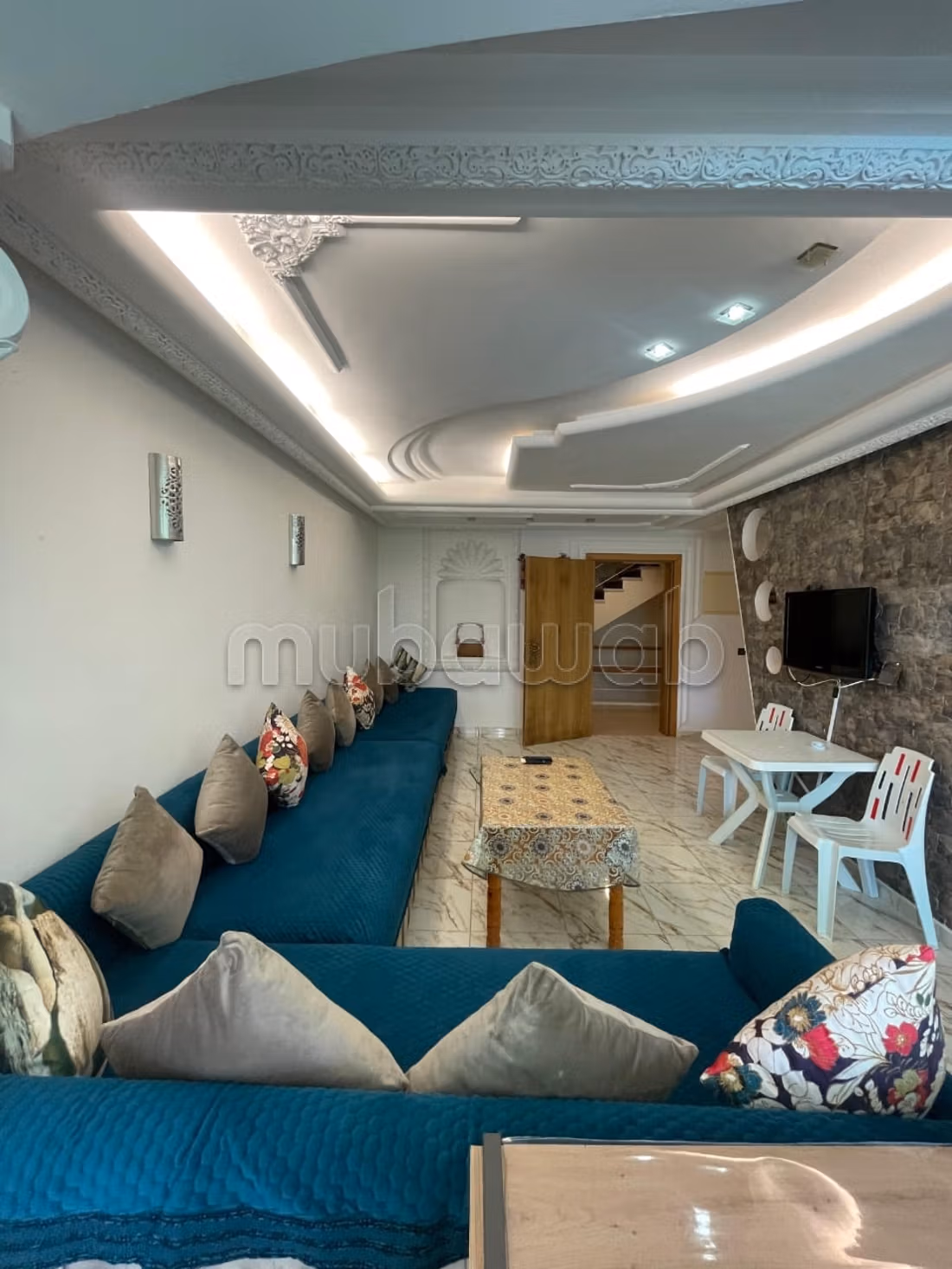 Bell'appartamento in affitto ad Asilah. Superficie totale di 60 m². Arredato