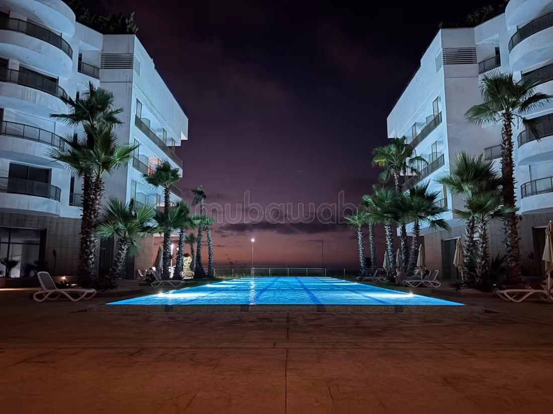 Appartement neuf et moderne avec piscine – Ain Diab Extension — 4